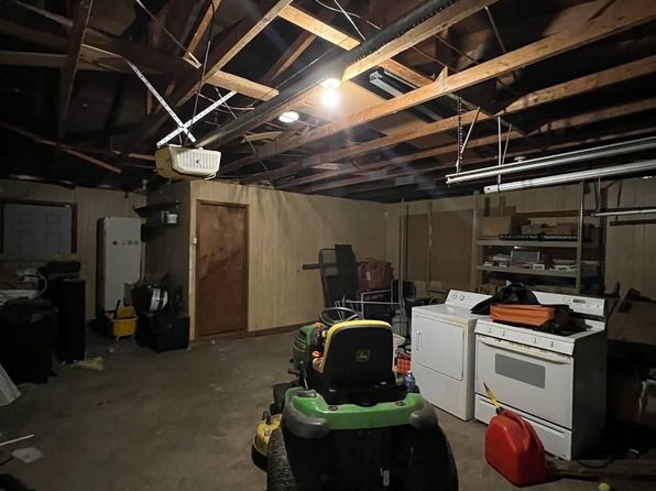 25062 21b Ave, Langley, BC V4W 2R5