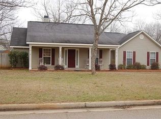 102 Grove Ln, Kathleen, GA 31047
