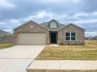 4296 Winding Brk, Harrah, OK 73045