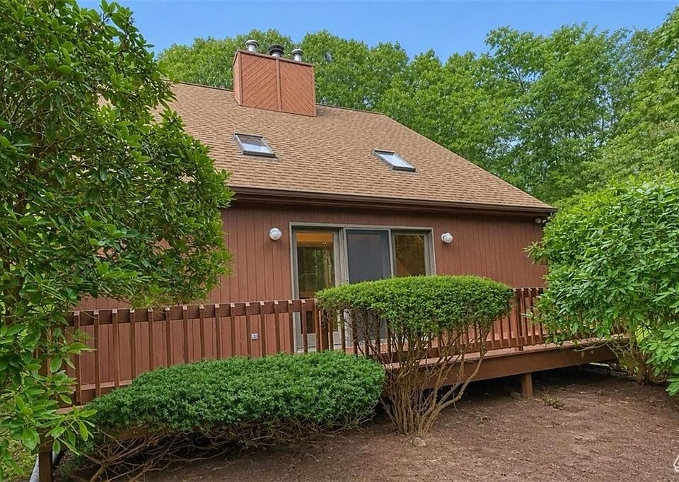 1st image of 56 Lakeside Dr