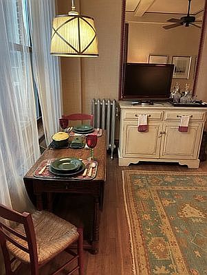5th image of 170 W 74th St APT 1211
