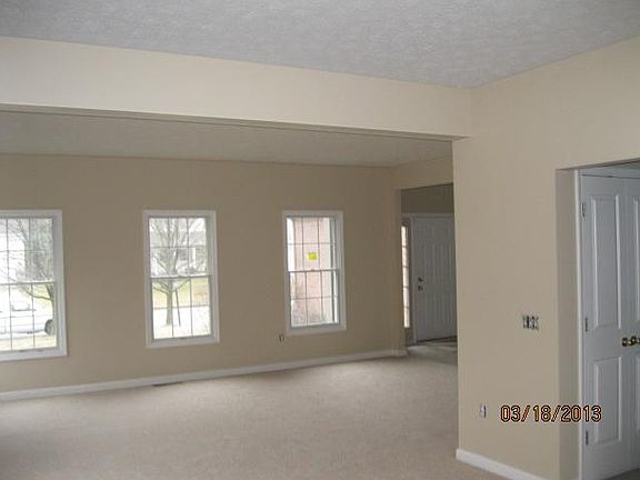 4th image of 8891 Carnation Dr