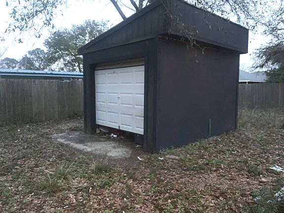 3rd image of 249 Paschel Ave