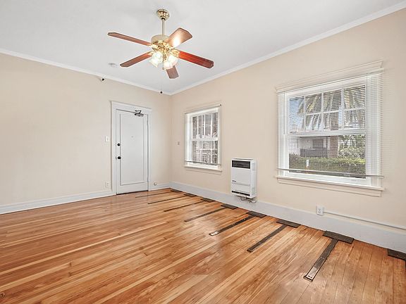 5th image of 1611 Schrader Blvd APT 202
