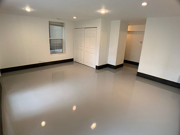 4th image of 1851 N Fairfield Ave #G