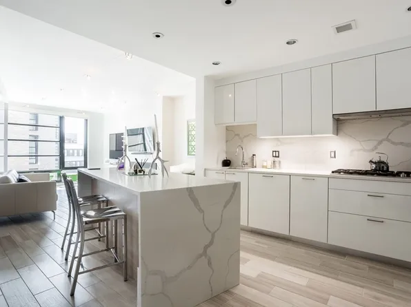 580 Washington St #1214, Boston, MA 02111