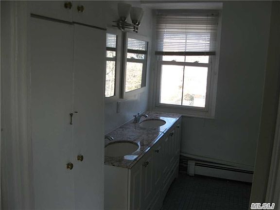 2nd image of 4 15th Ave