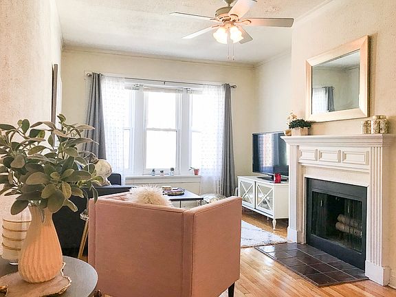 4th image of 1234 N Wolcott Ave #1906-2