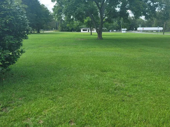 0 Maple St, Chipley, FL 32428
