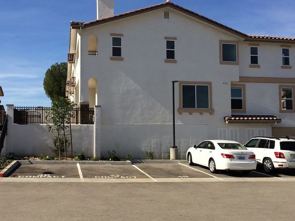 341 Newbury Vista Ln