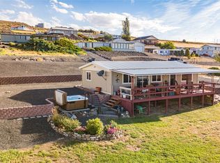 6834 SE El Camino St, Othello, WA 99344