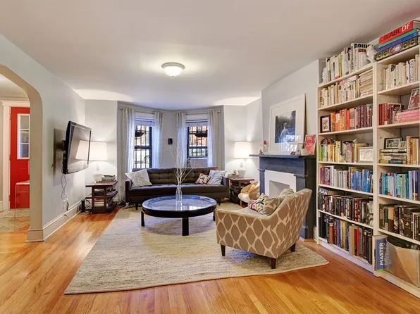 495 16th Street image 1 of 9
