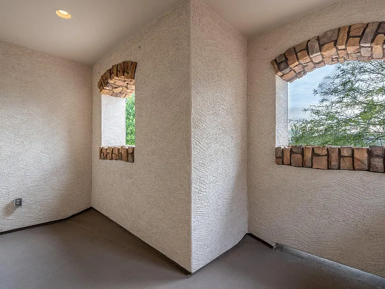 9122 W Coolbrook Ave — Photo 26