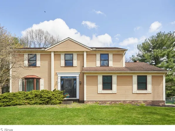 410 Trudy Ave, Munroe Falls, OH 44262