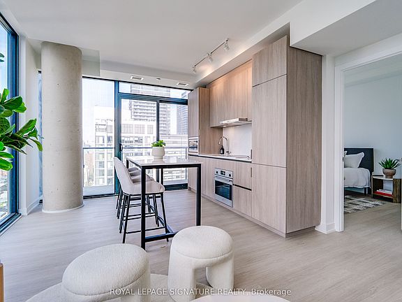 4th image of 47 Mutual St #3203