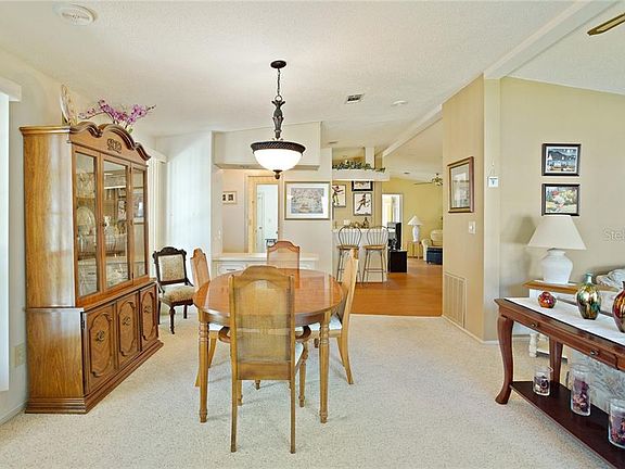 5th image of 1738 W Schwartz Blvd