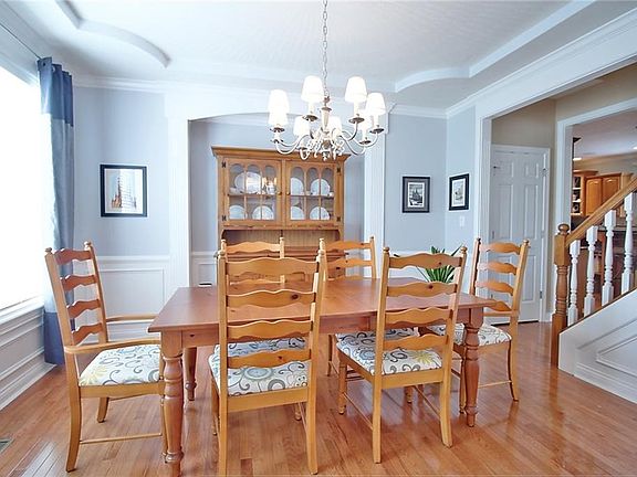 3rd image of 10547 Tavarez Ct