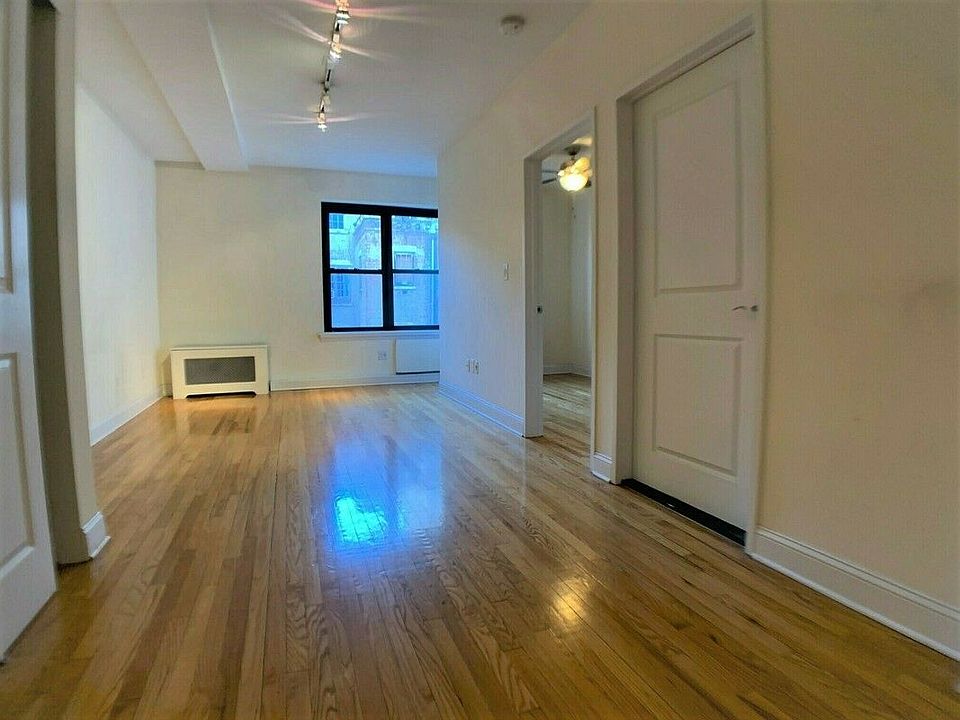 1st image of 7 W 87th St #A4