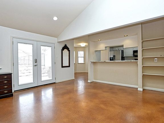3rd image of 2001 Parker Ln APT 108
