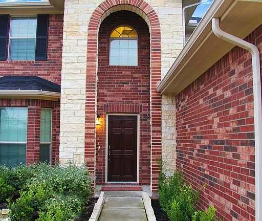 Gorgeous Austin Stone Entry.