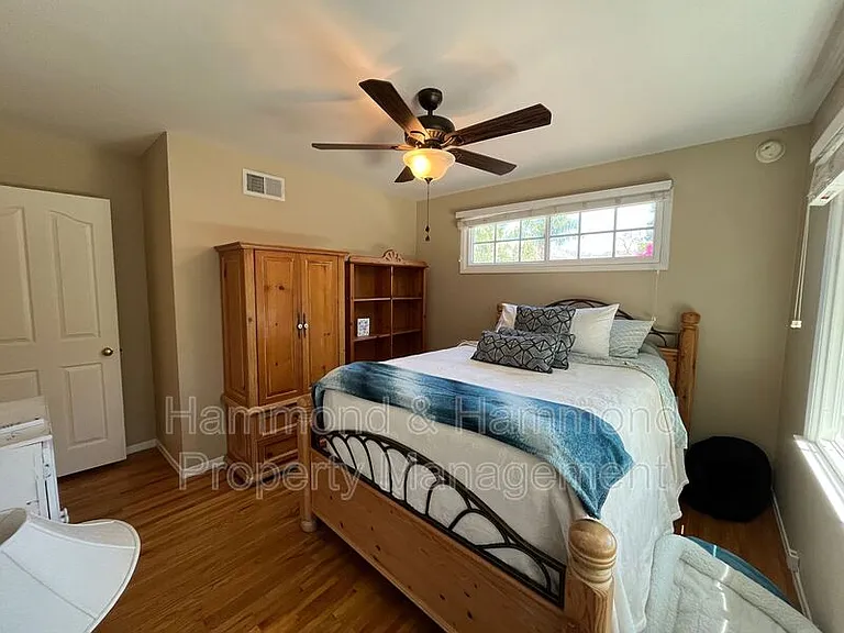8422 Fable Ave — Photo 29