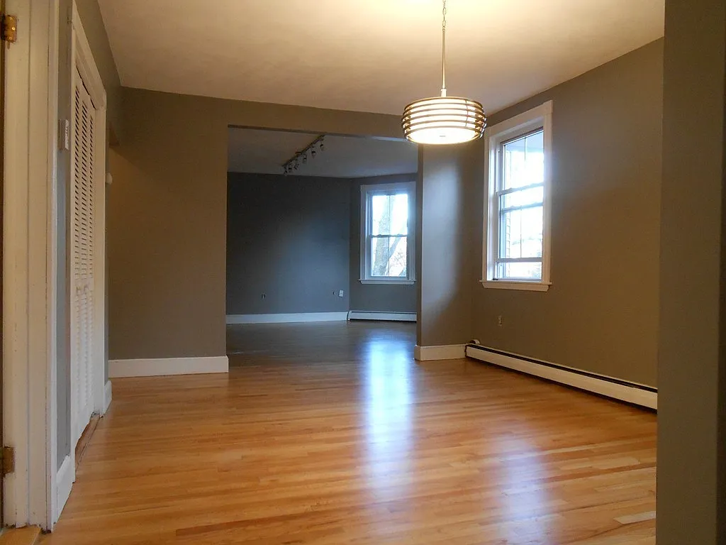 4 bed, 1581 sqft, $5,500 — Photo 4