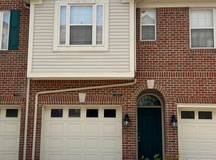 39656 Rockcrest Ln, Northville, MI 48168