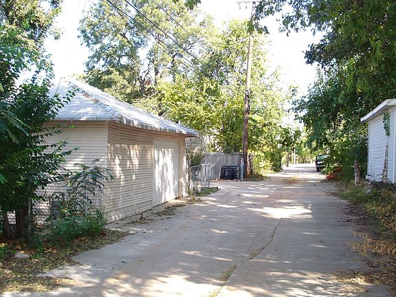 1 Car Garage with Workshop area