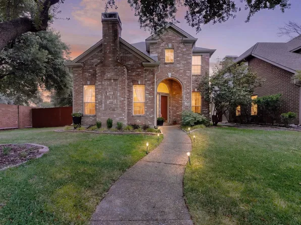 300 Cosbie Dr, Irving, TX 75063