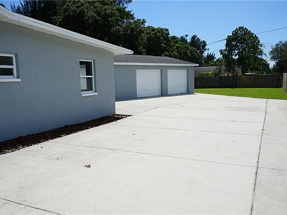 4th image of 7094 64th Way N