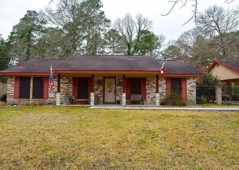 1st image of 18640 Woodland Forest Dr