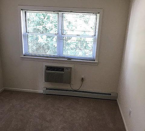 2nd image of 112 E Passaic Ave