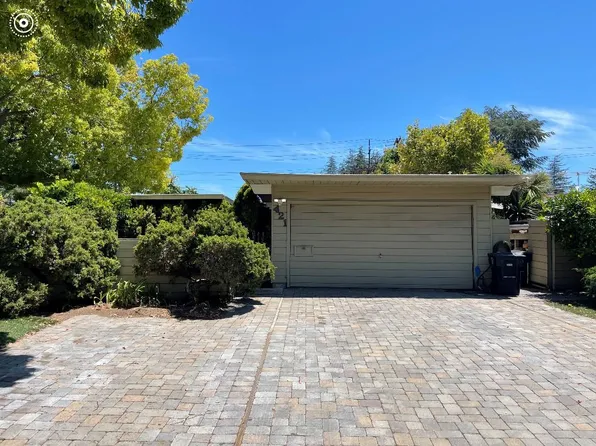 421 Carolina Ln, Palo Alto, CA 94306