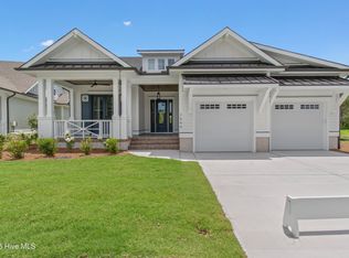 3848 Reserve Club Dr, Southport, NC 28461