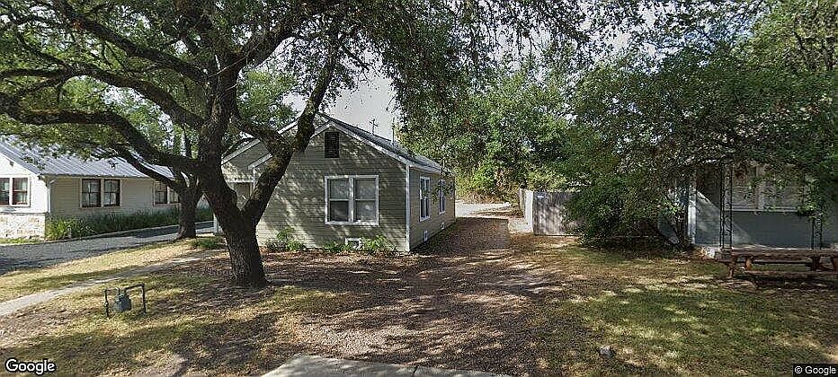 1st image of 302 Fairview Ave