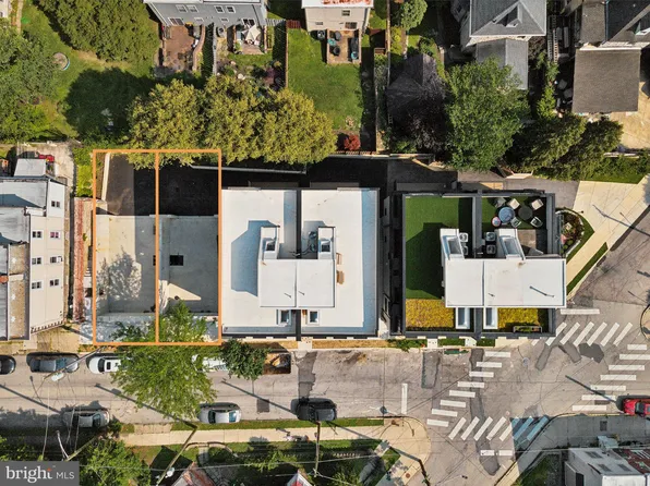 210 Kalos St, Philadelphia, PA 19128