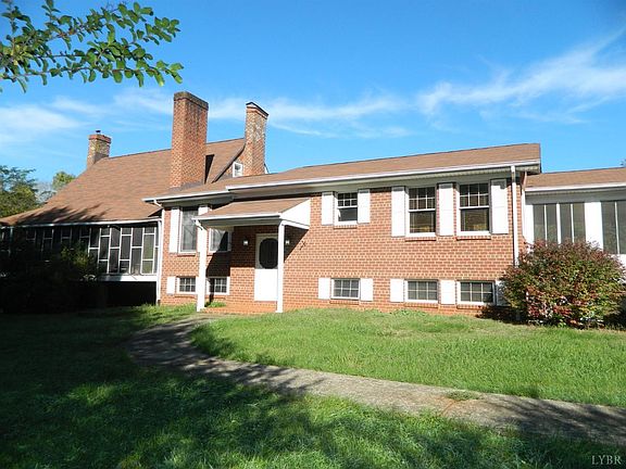 3rd image of 6313 Bedford Hwy