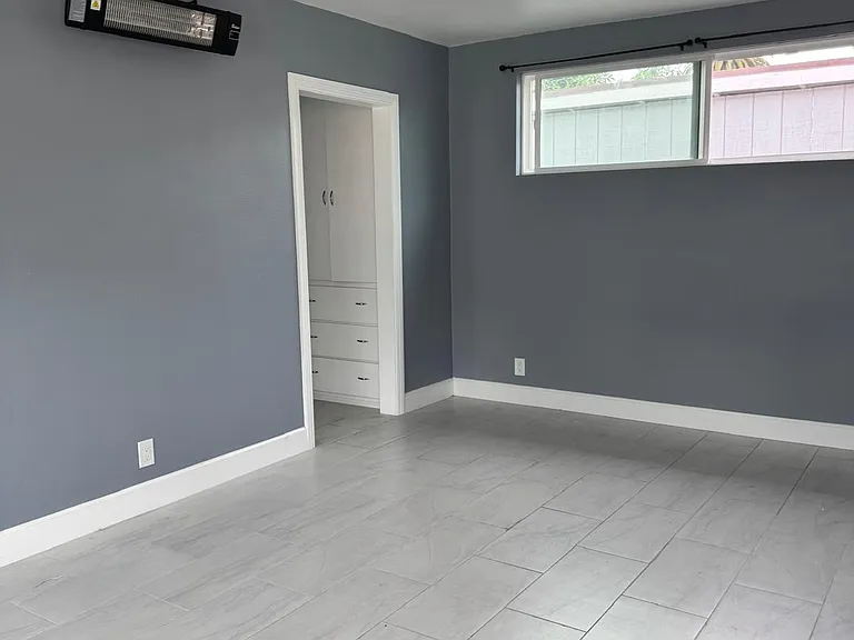 4219 1/4 Menlo Ave #4219.25 — Photo 9