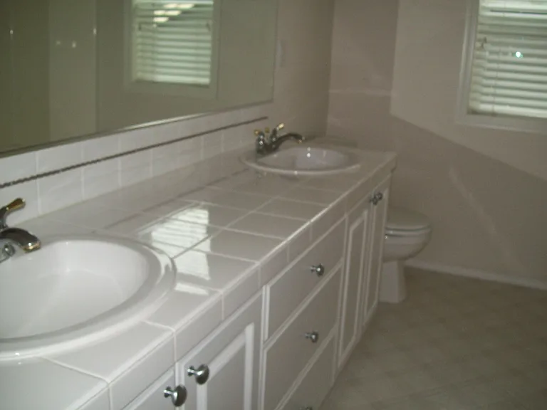 12556 NW Brimpton Ct — Photo 14