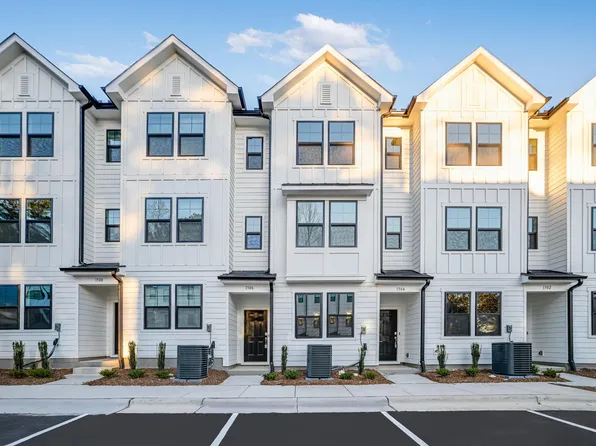 1506 Crescent Townes Way, Raleigh, NC 27604