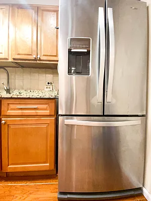 Rented by RealTegrity NY LLC | media 13