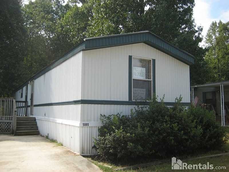 1st image of 5000 Estate Dr