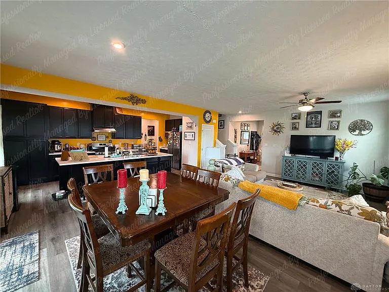 2418 David Grey Cir — Photo 14