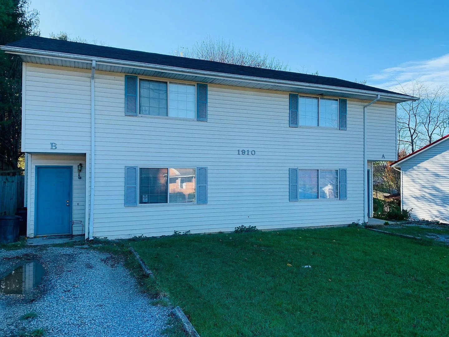 3 Bedroom 2.5 Bath Townhouse — Photo 2
