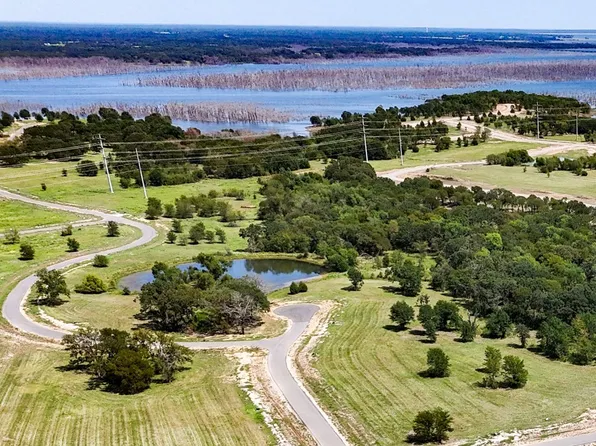 680 Bois D'arc St, Dodd City, TX 75438