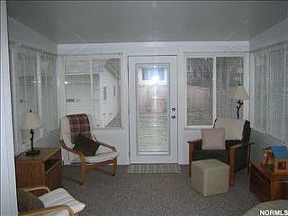 5th image of 1050 Lakeland Ave