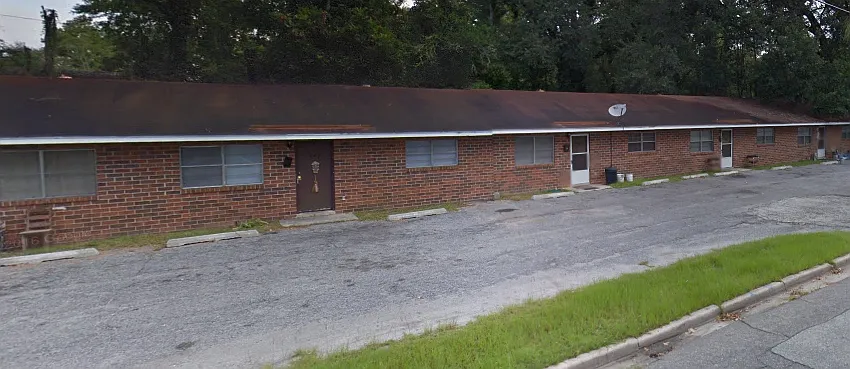 400 - 408 E. Magnolia St — Photo 1