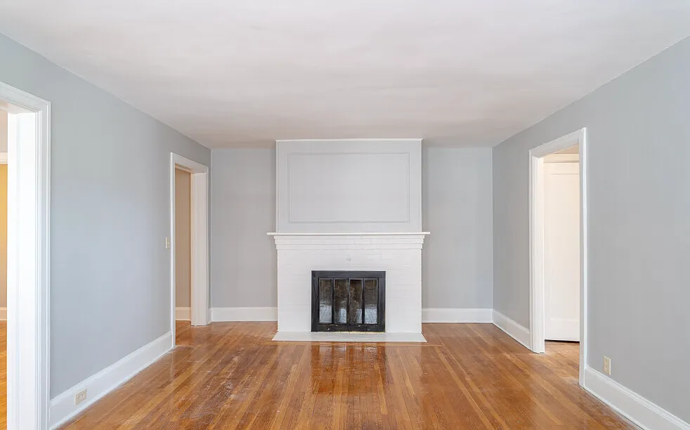 The Windsor Apartments — Photo 3