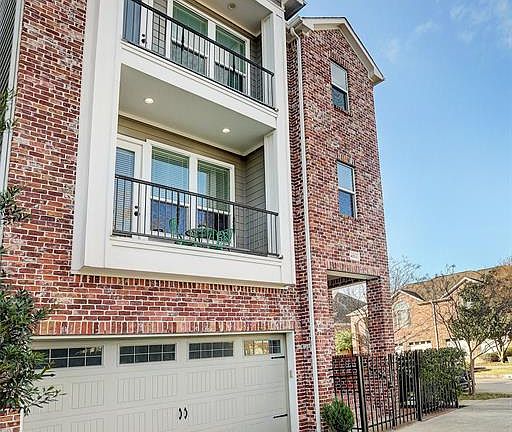 2nd image of 4011 Lanark Ln #A