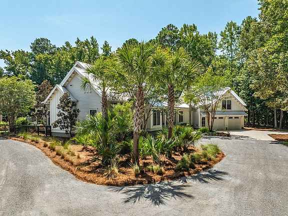 5th image of 3523 War Admiral Ct